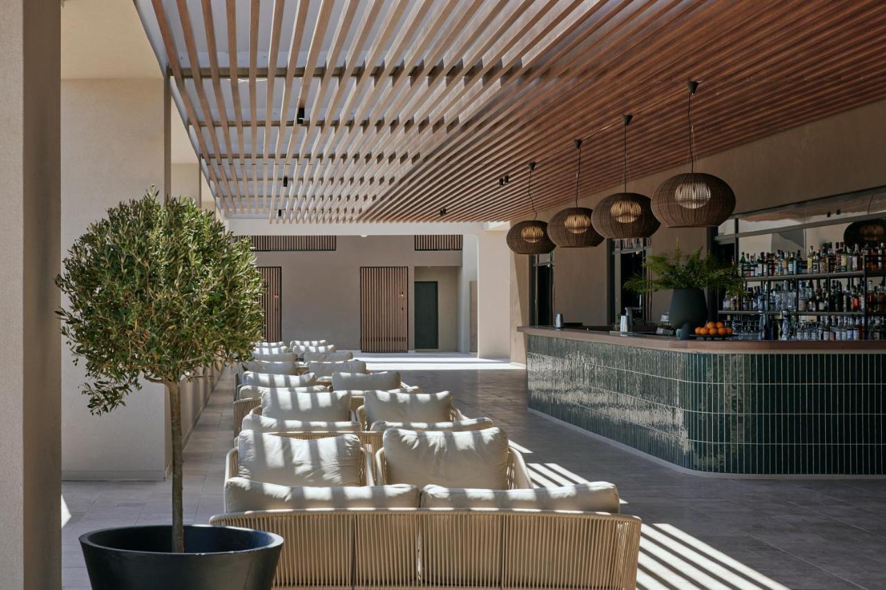 Elissa Adults-Only Lifestyle Beach Resort Kallithea  Bagian luar foto The bar at the hotel